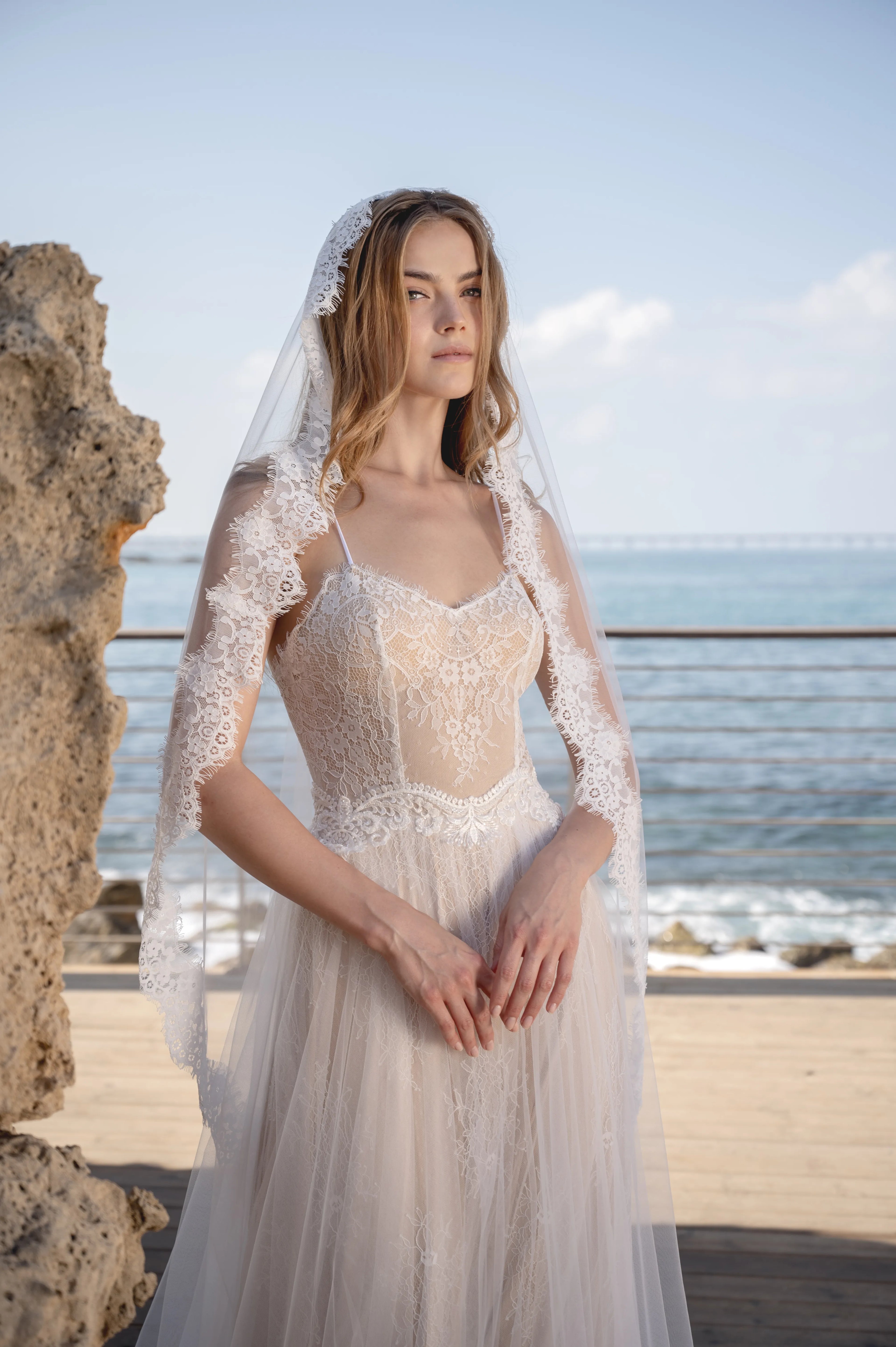 Romantic Lace Wedding Veil