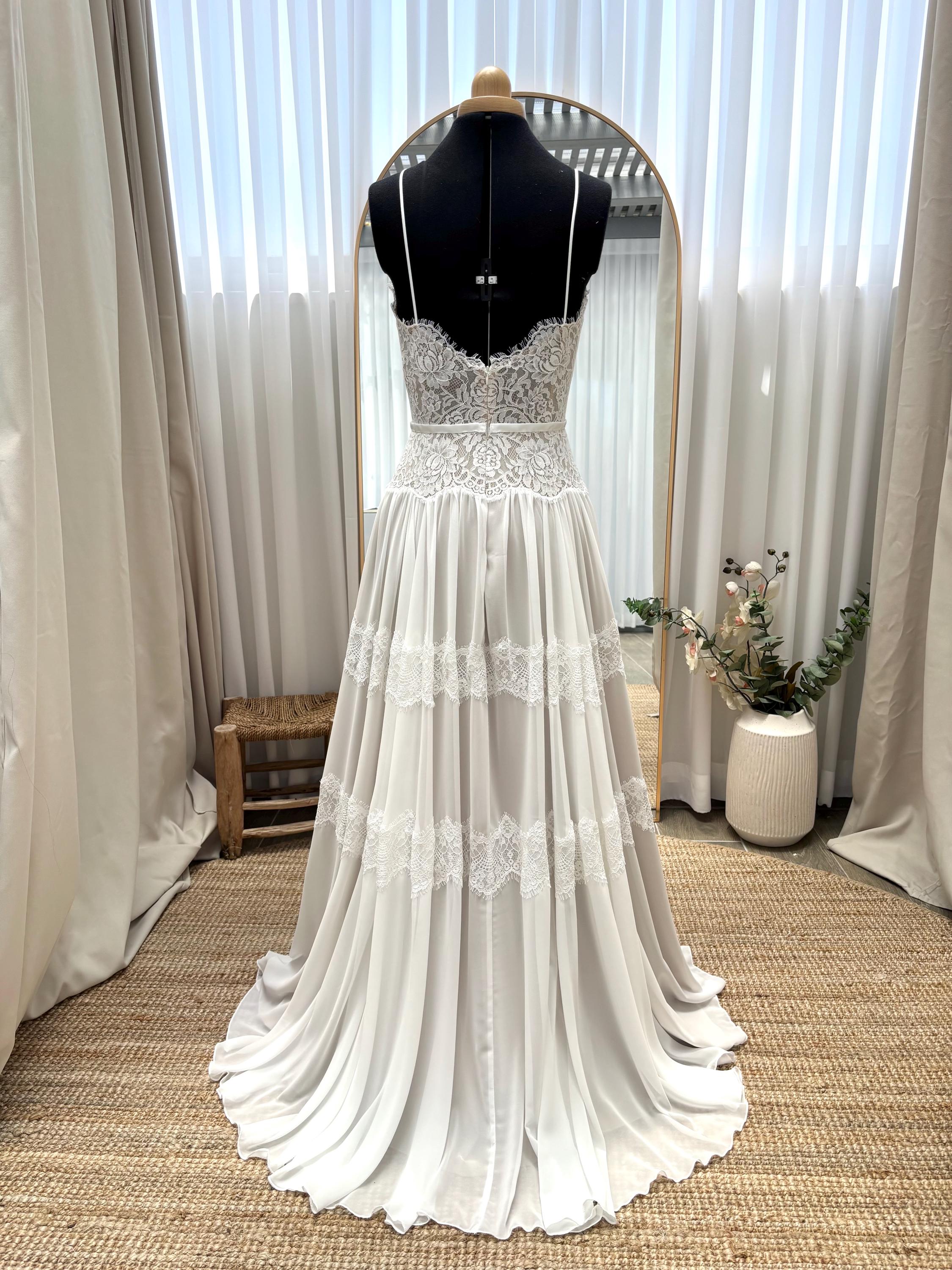 Luna Gown — sweetheart lace & tulle boho wedding dress, made to measure by Lace & Love (view 4)